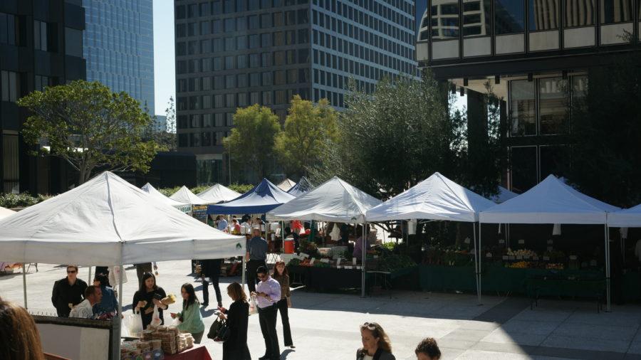 The+farmers+market+at+Century+City+delivers+a+freshness