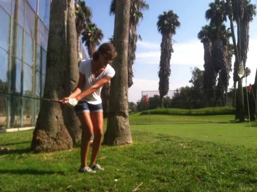 Varsity+girls+golf+hopes+to+turn+around+season