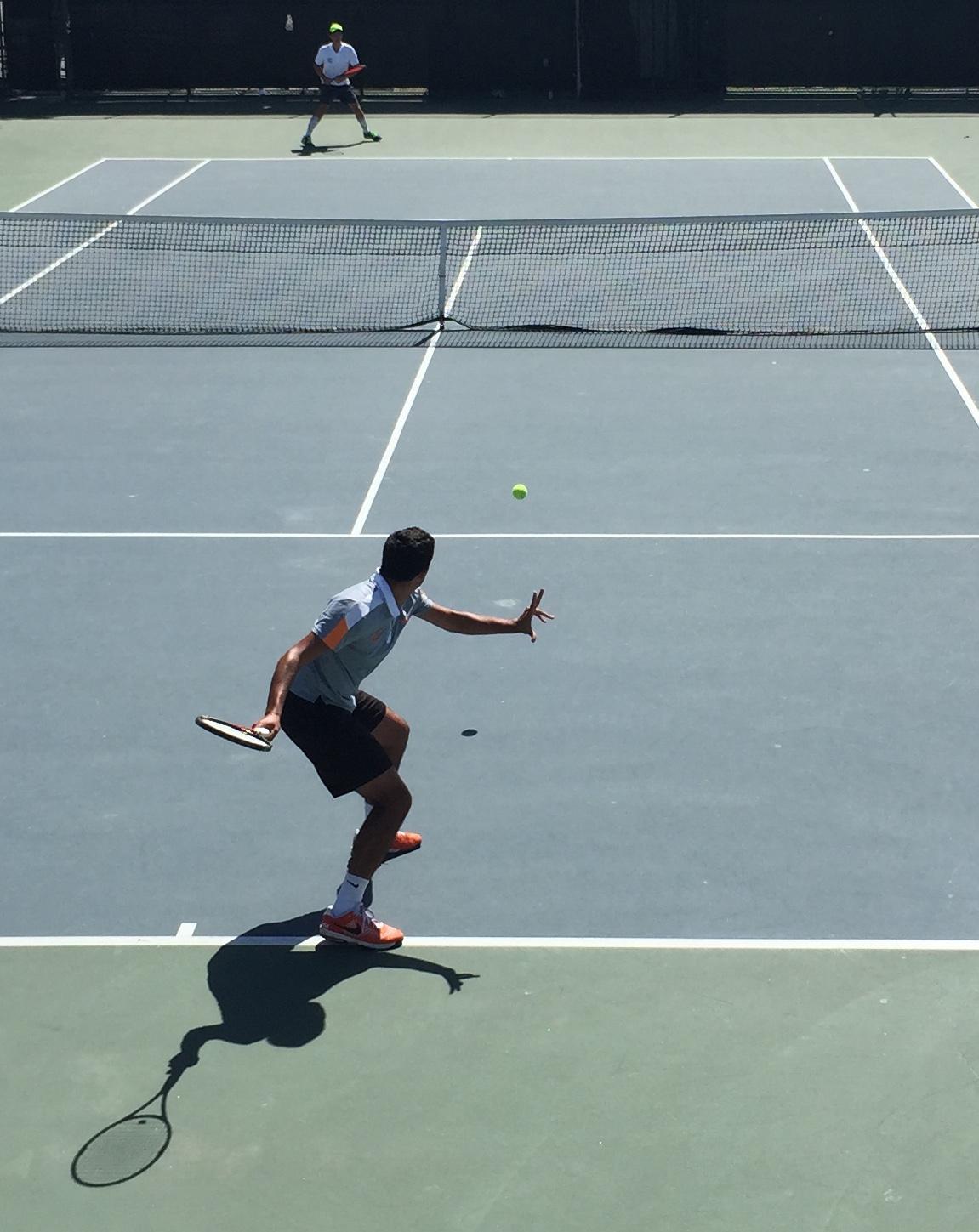 Junior Adriano Saitta sets up for a forehand. Photo by: LUCAS HARWARD