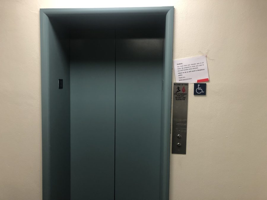 Students get stuck in elevator after COVID testing, administration responds